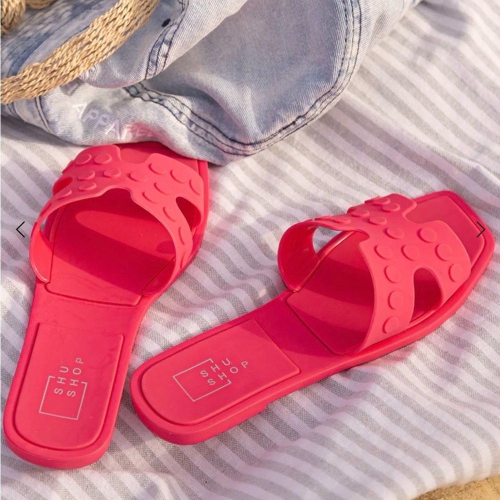 ShuShop Adorable 🩷 Women's Pink Slide Sandals Donna style, nwt